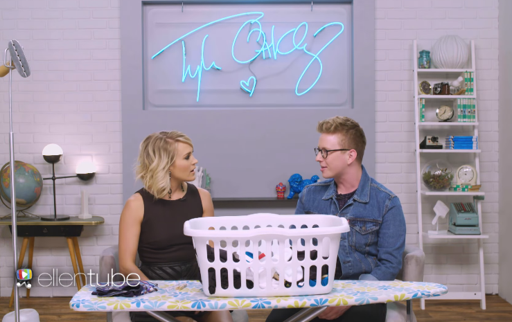 Carrie Underwood Spills Her ‘Dirty Laundry’ on ‘The Tyler Oakley Show’