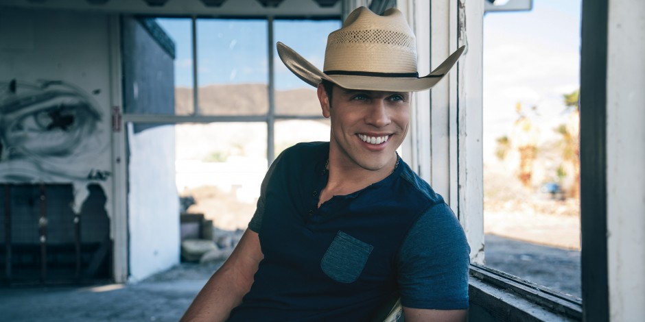 Dustin Lynch Scores Fourth Chart-Topping Single with ‘Seein’ Red’