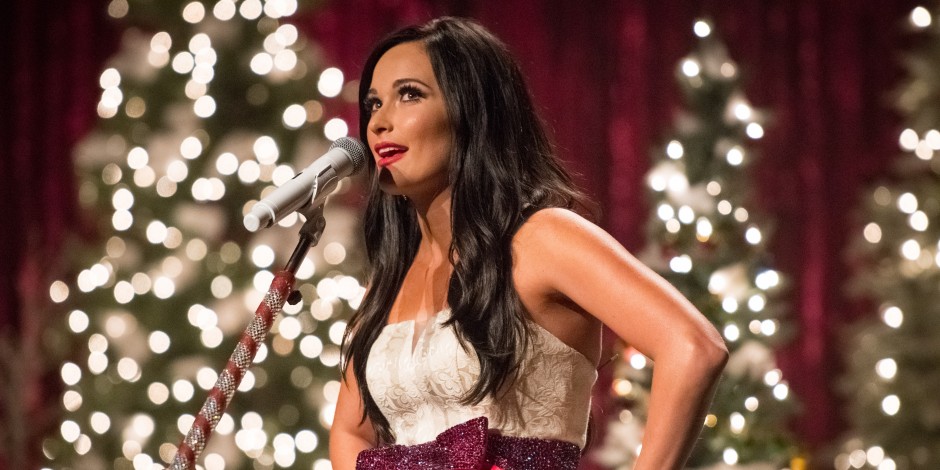 Kacey Musgraves Hosts Christmas Party in Nashville’s Ryman Auditorium