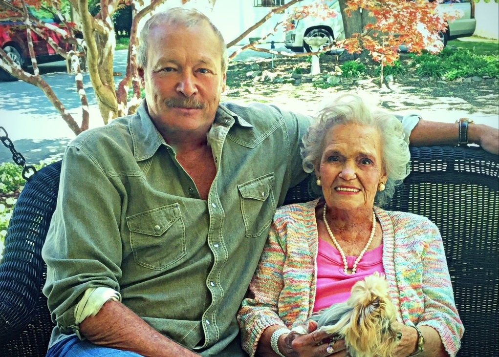 Alan Jackson’s Mother, ‘Mama Ruth,’ Passes Away