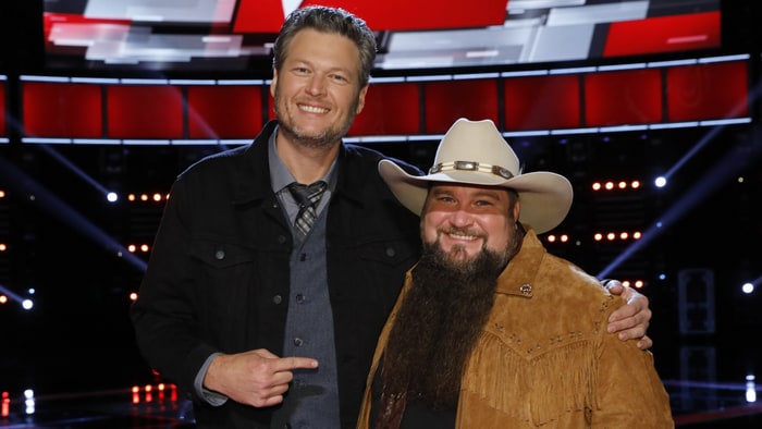 Blake Shelton Adds ‘The Voice’ Winner Sundance Head to Doing It to Country Songs Tour