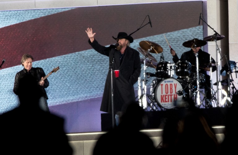 Toby Keith, Lee Greenwood Make Patriotic Performances at Inauguration Concert