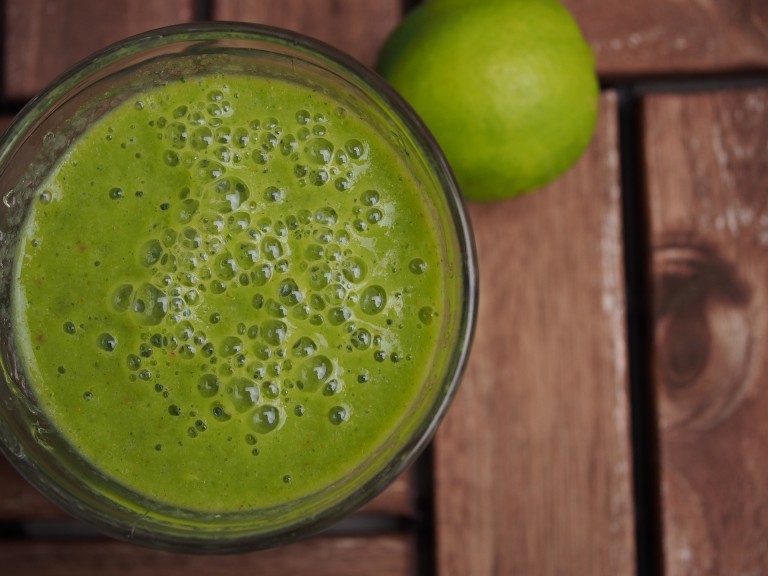 Feel Good With This Guilt-Free Vanilla Lime Green Smoothie