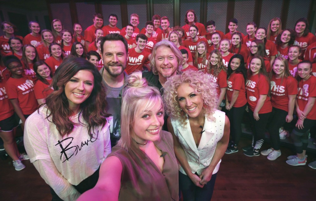 Five-time CMA Vocal Group of the Year Little Big Town pose for a selfie with Radio Disney Country correspondent Savannah Keyes and the Wadsworth High School Choir after the group surprised the choir at a Disney Performing Arts music workshop at Saratoga Springs Resort Performance Hall at Walt Disney World; Photo Credit: Greg Newton 
