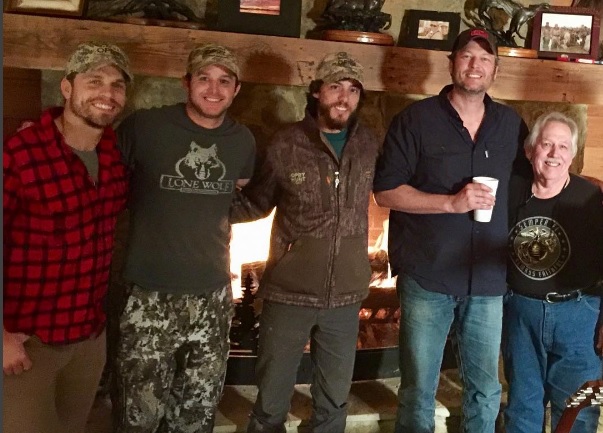 Blake Shelton, Dustin Lynch and More Bond During Annual Opry Hunt