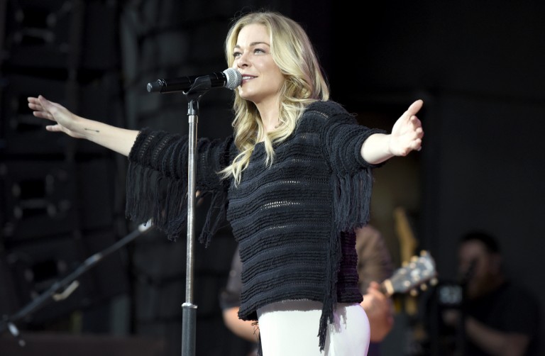 LeAnn Rimes to Be Honored by Human Rights Campaign at Nashville Equality Dinner