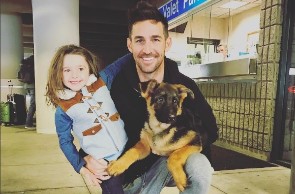 Jake Owen Adds New Addition to the Family