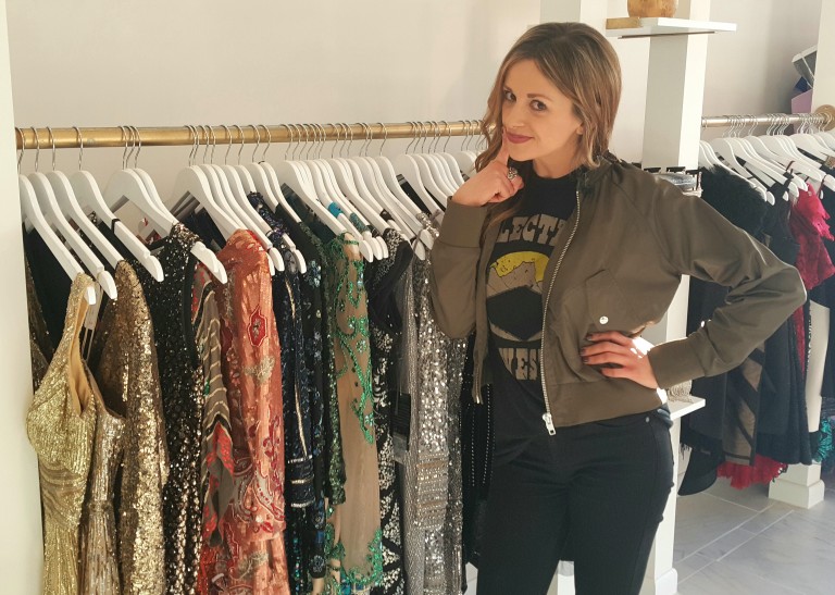Watch as Carly Pearce Searches for the Dress of her Dreams for the ACM Awards