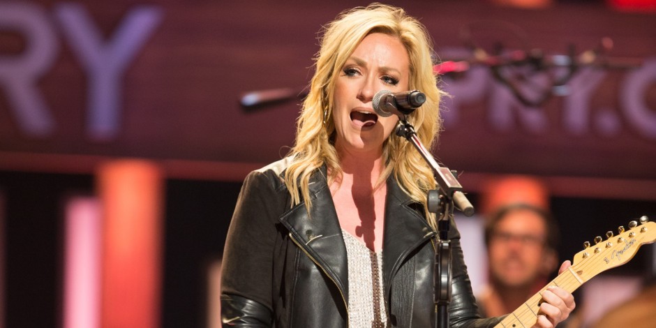 Exclusive Premiere: Clare Dunn Performs ‘Old Hat’ at the Grand Ole Opry
