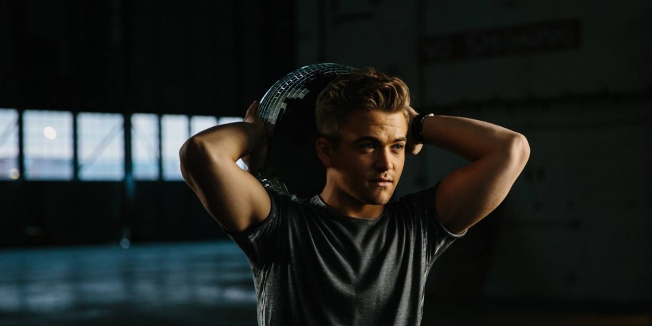 Hunter Hayes Revels in the Past in Video for ‘Yesterday’s Song’