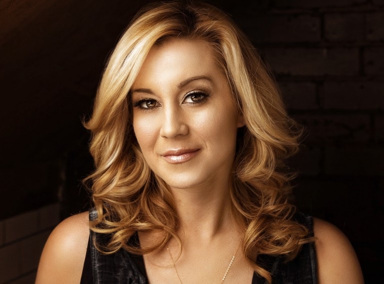 Kellie Pickler Joins Nickelodeon’s ‘Shimmer and Shine’ as the Voice of Zora the Genie Pirate