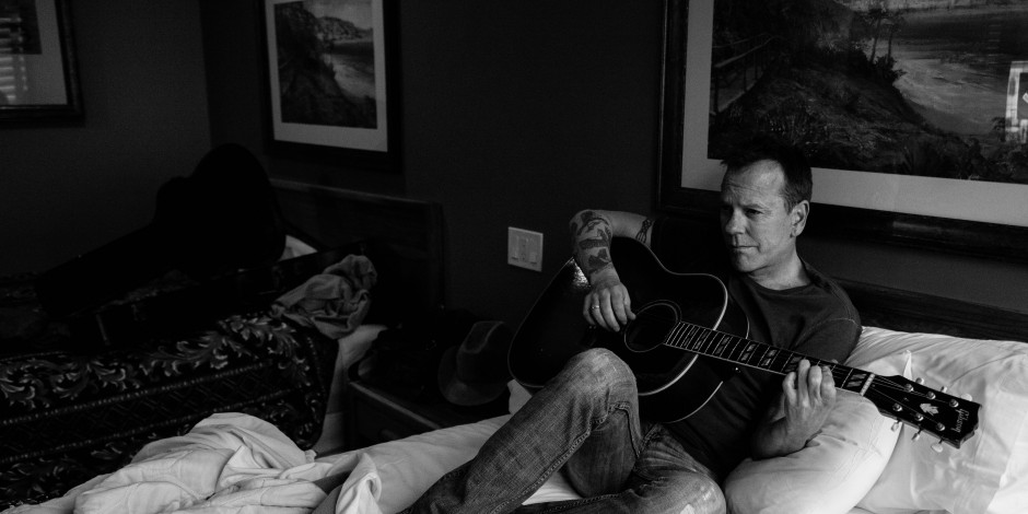 Kiefer Sutherland Premieres Music Video for ‘I’ll Do Anything’