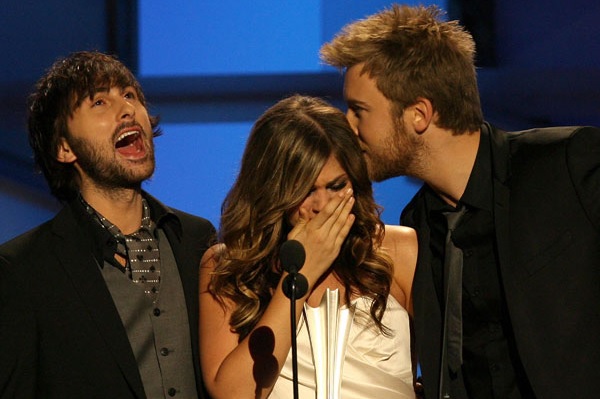 Remember the Time Little Big Town Presented Lady Antebellum With Their First ACM Award?