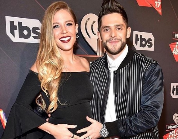 Thomas Rhett’s Wife Debuts Baby Bump on iHeartRadio Music Awards Red Carpet
