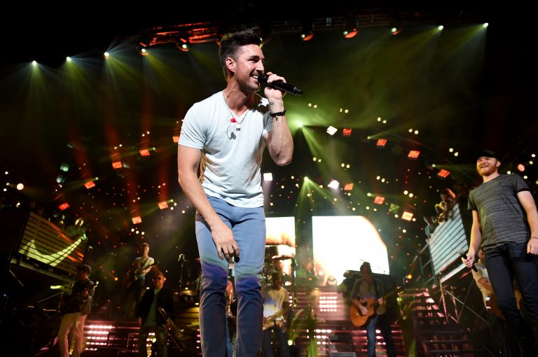 Jake Owen Brings the Beach Party to Nashville for Hometown Show