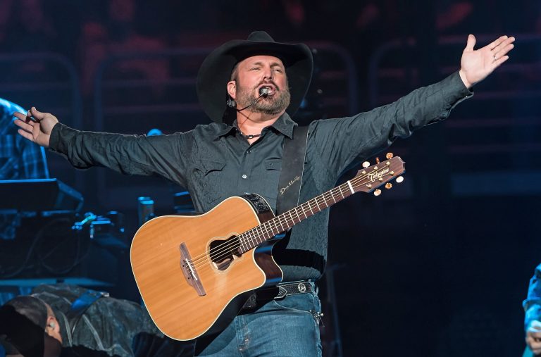 Garth Brooks Plots Final North American Show of World Tour in Nashville