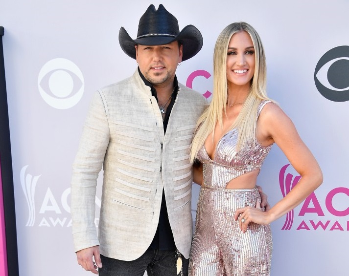 Jason Aldean and Wife Brittany Learned They Were Pregnant Ahead of 2017 ACM Awards