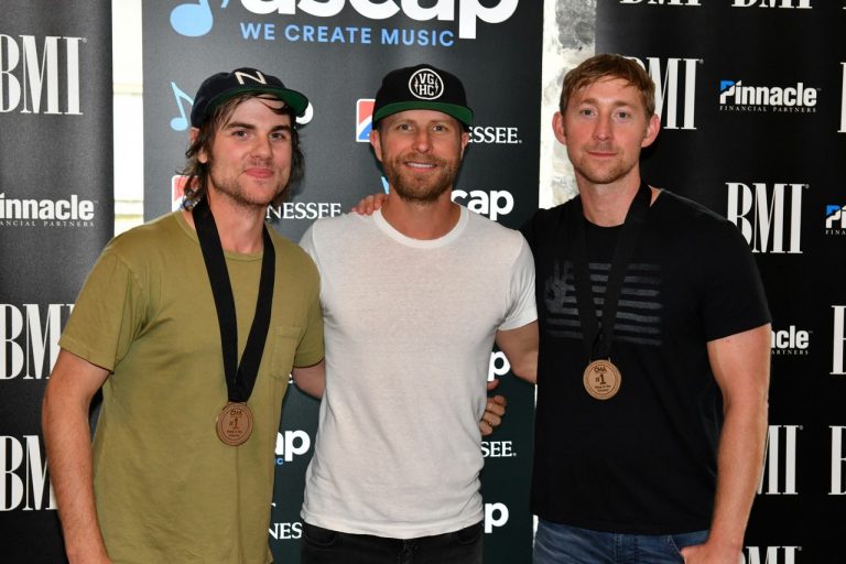 Dierks Bentley Celebrates His Sweet 16th at No. 1 Party for ‘Black’