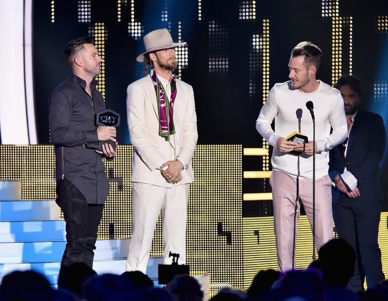 Florida Georgia Line Claims 2017 Duo Video of the Year at 2017 CMT Awards