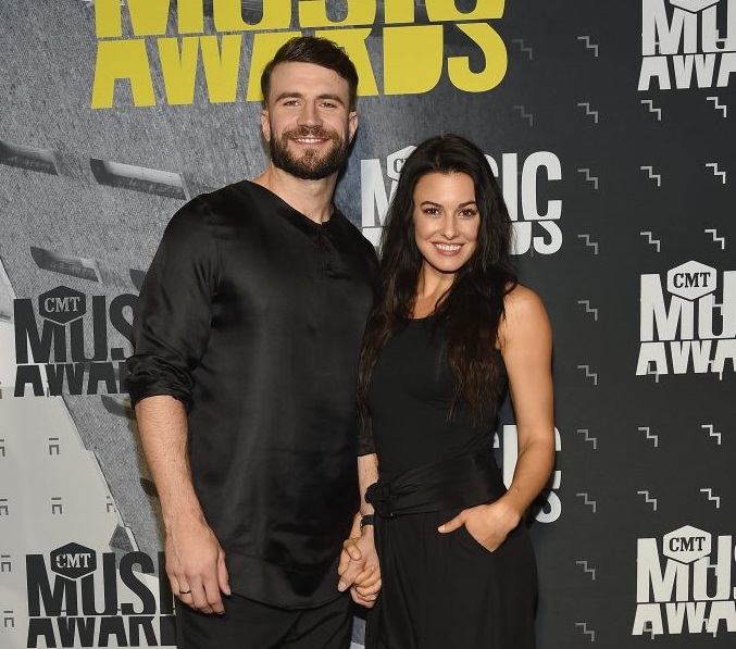 Sam Hunt Flew to Hawaii Seven Times to Win Wife Hannah Over