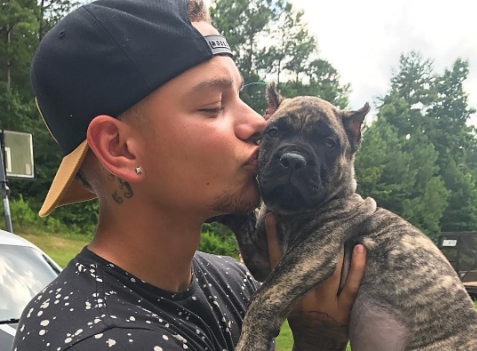 Kane Brown Adopts New Puppy
