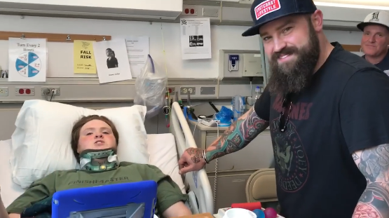 Zac Brown Band Surprises Paralyzed Teenage Fan With Hospital Visit