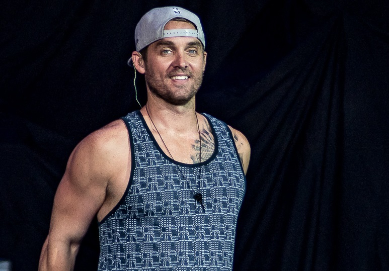 Brett Young Announces Caliville Headlining Tour with Carly Pearce