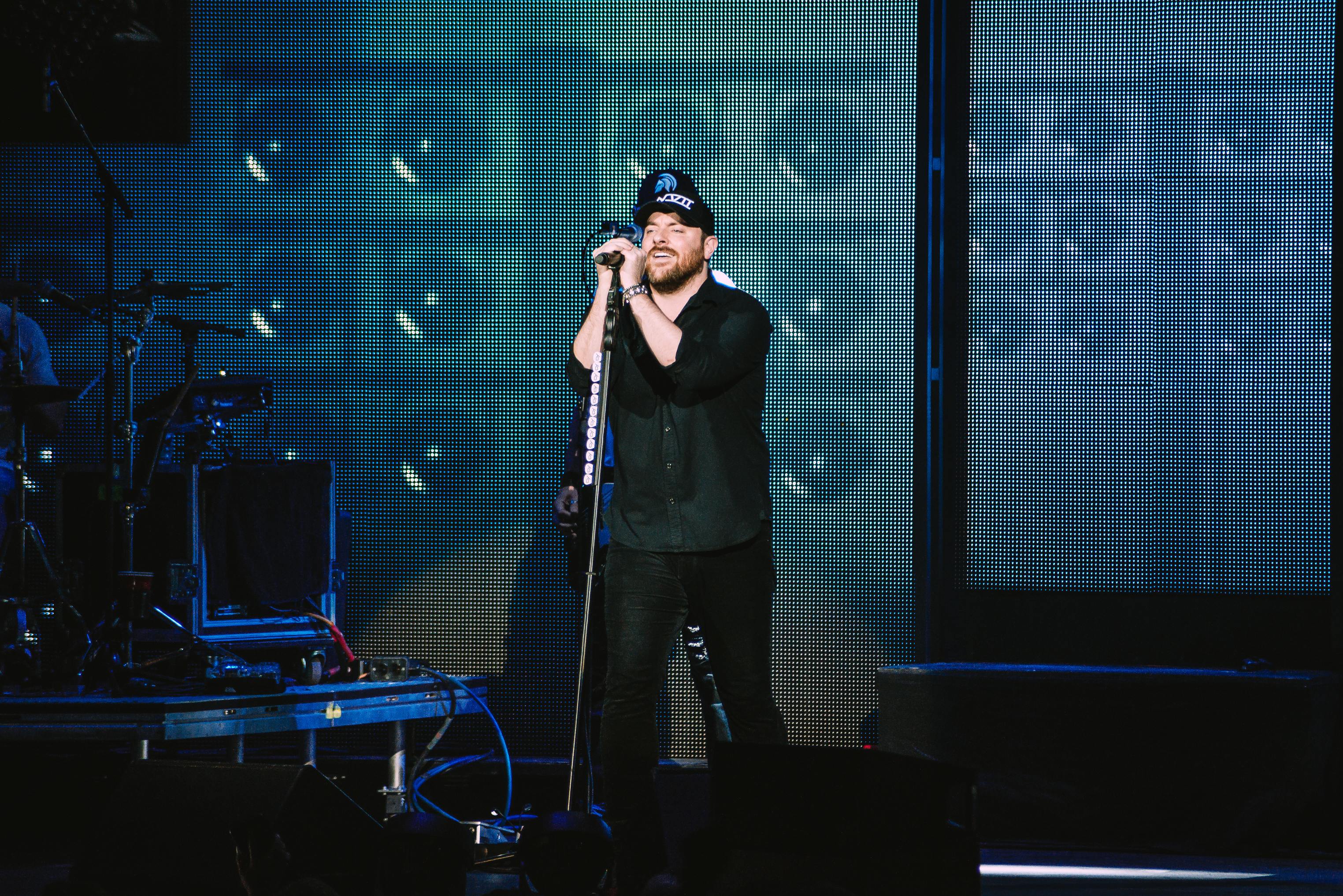 Chris Young; Photo by Andrew Wendowski