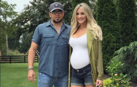 Jason Aldean and Wife Have List of Baby Names ‘Under Consideration’