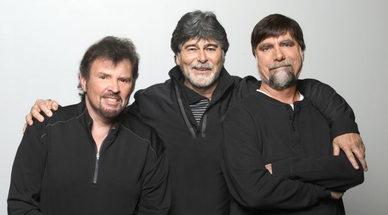 Alabama to Release First New Christmas Album in 21 Years