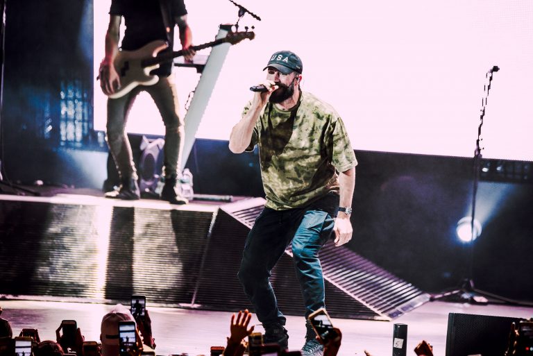 Sam Hunt Cruises into New Jersey with 15 in a 30 Tour [Photos]