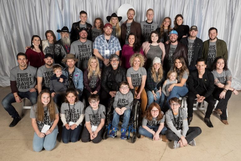 Jerrod Niemann, Cam, and More Attend 2018 Country Cares Seminar at St. Jude Children’s Research Hospital