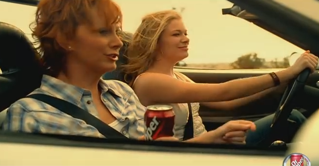 Throwback to When Leann Rimes and Reba McEntire Made a Salute to Dr. Pepper