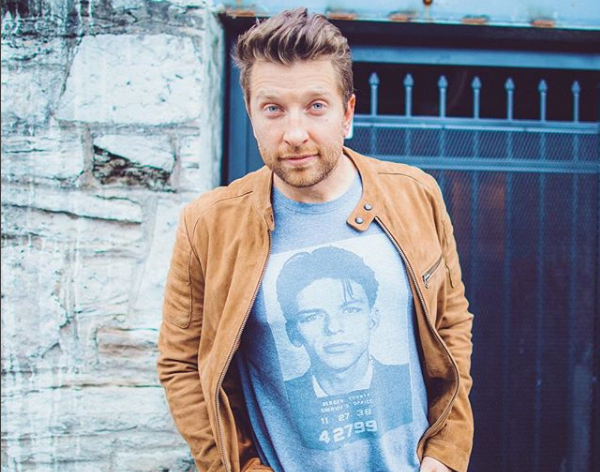 Brett Eldredge Gives a Tour of His Favorite Places in Nashville