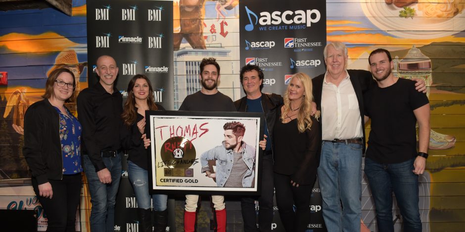 Thomas Rhett Commemorates Double No. 1s with ‘Unforgettable’ and ‘Craving You’
