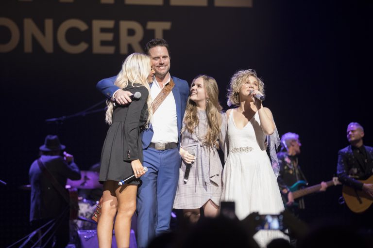 ‘Nashville’ Says Goodbye to Music City in Emotional Farewell Concert
