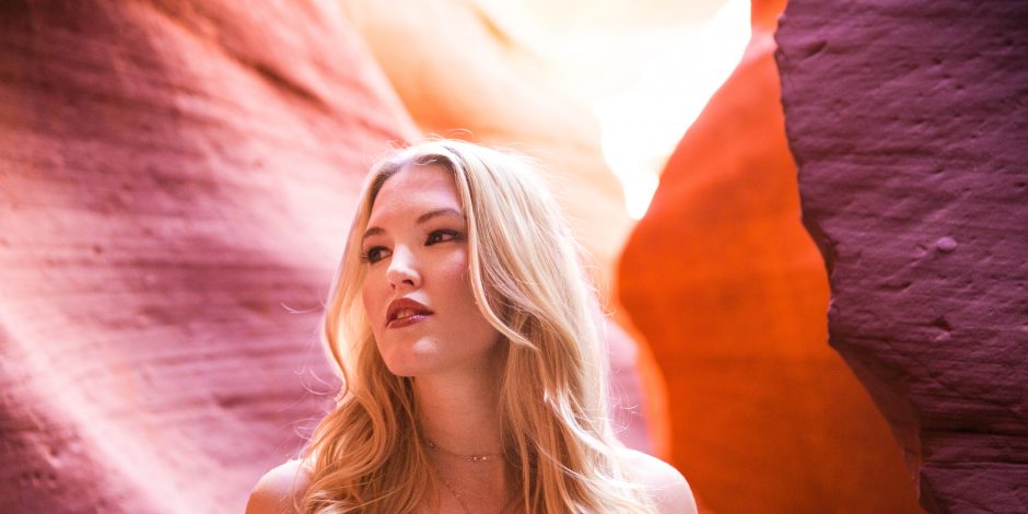 Ashley Campbell Reflects on Living in the Spotlight as Daughter of Glen Campbell