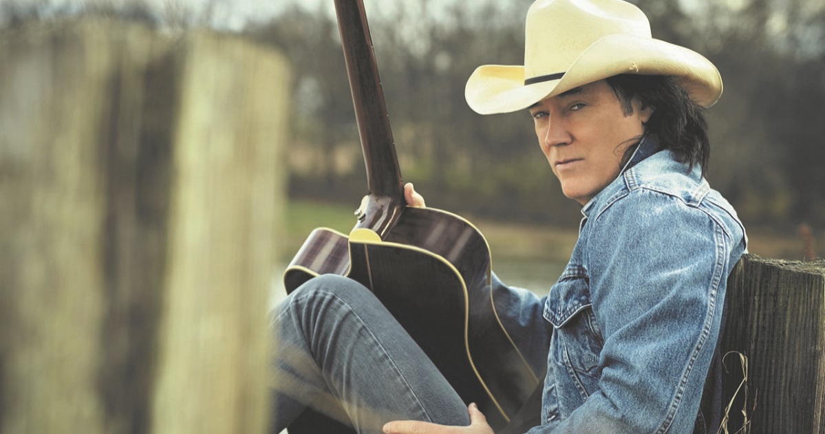 'Everything's Gonna Be Alright' for David Lee Murphy Sounds Like Nashville