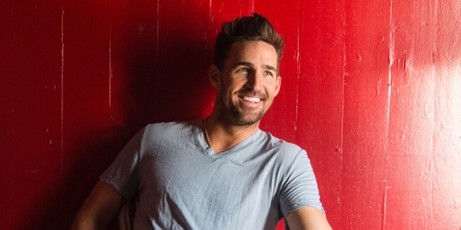 Hear Jake Owen’s Sun Kissed New Track ‘Drink All Day’