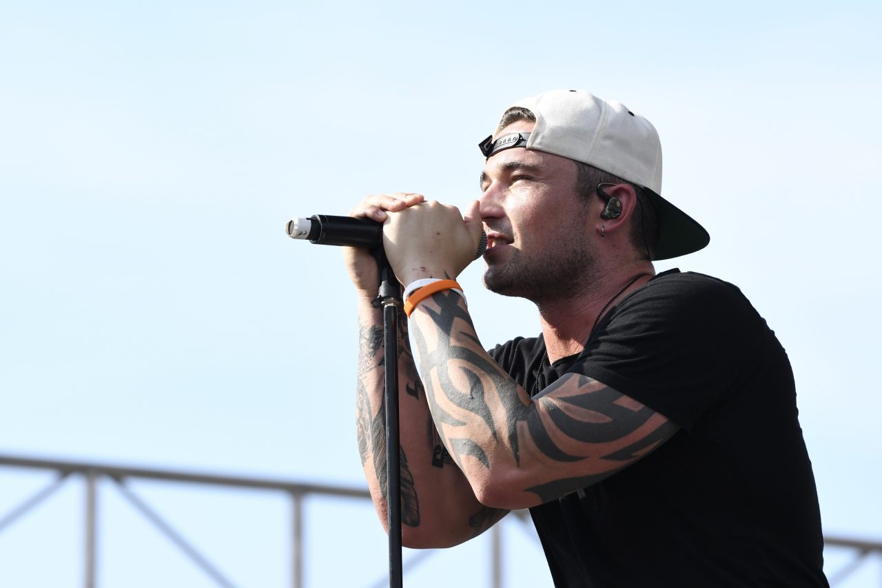 Michael Ray ‘Lived’ the Story of ‘Her World or Mine’