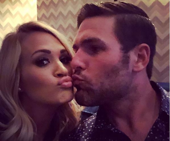 Carrie Underwood and Mike Fisher Selfie It Up For Wedding Anniversary