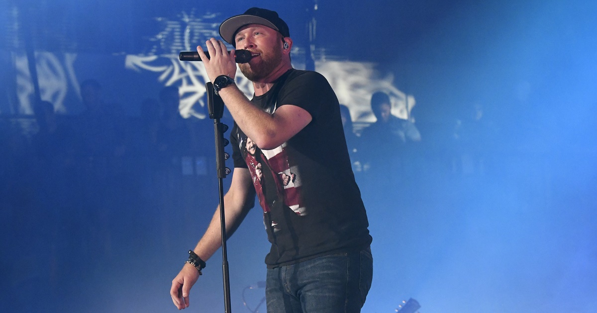 Cole Swindell Earns 8th No.1 Single with 'Break Up In The End' Sounds ...