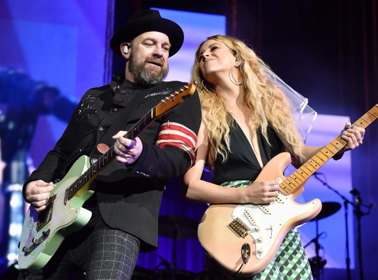 Lindsay Ell and Kristian Bush Team Up For New Duo