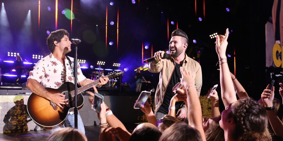 Dan + Shay Surprise Fans With 2019 Headlining Tour
