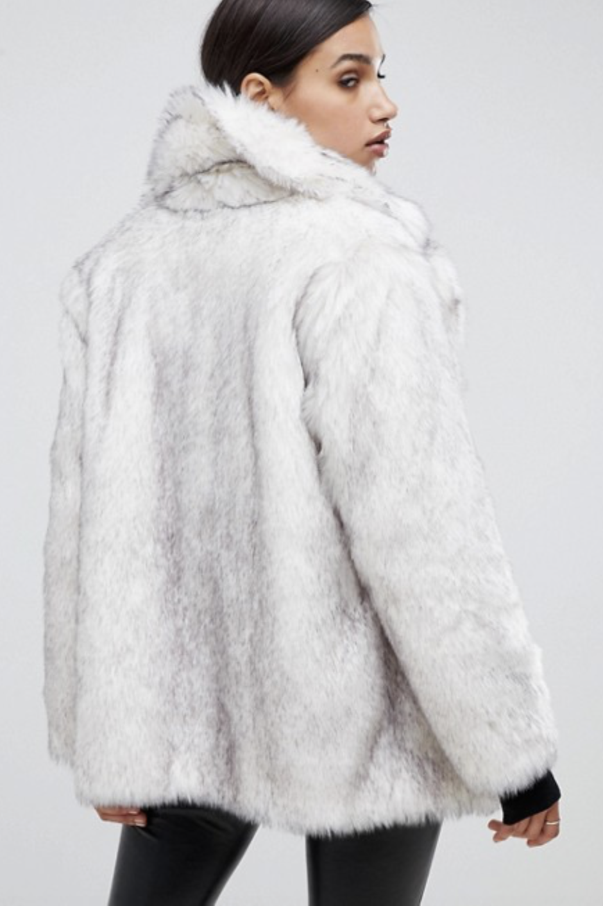 Music City Star Alexandra Harper's Winter Wardrobe Must-Haves Sounds ...