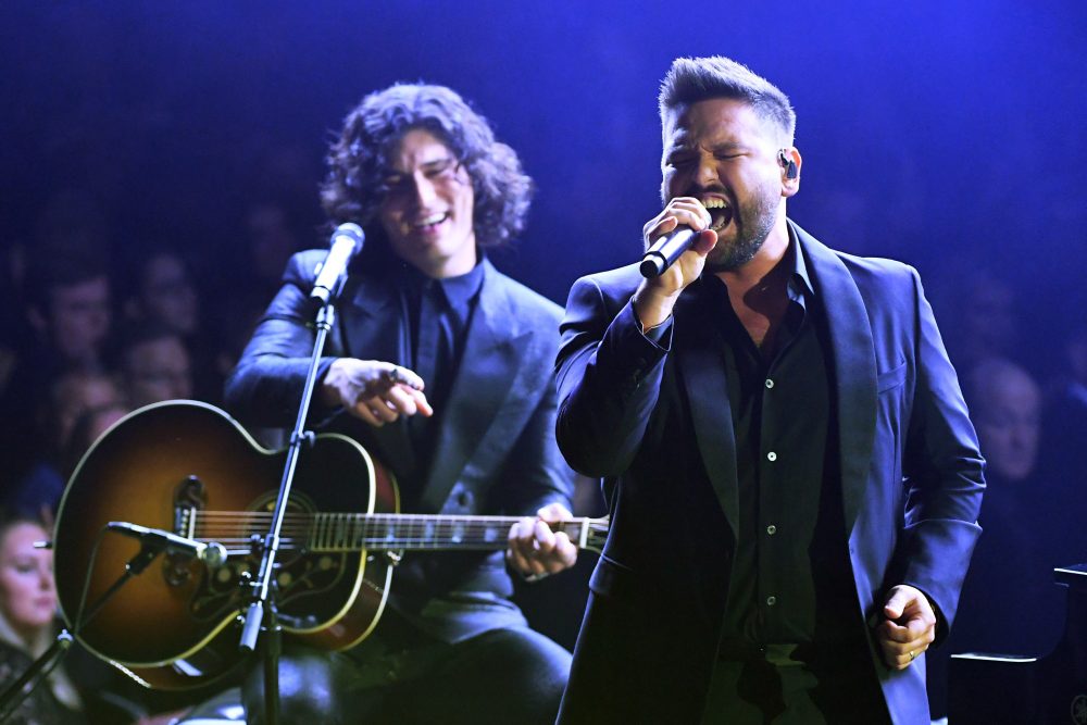 Dan + Shay Perform Grammy-Winning ‘Tequila’ at the 61st Annual Grammy Awards