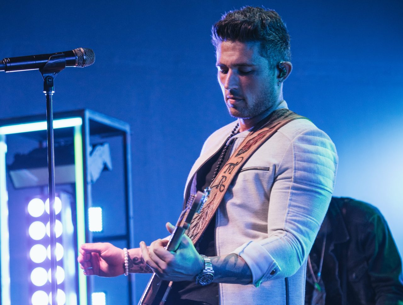 Michael Ray Kicks Off 2019 With Headlining Tour Announcement