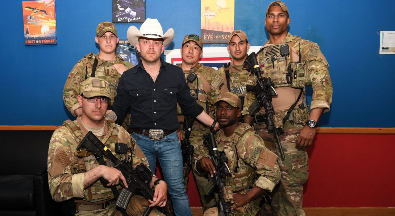Justin Moore Hopes to Shine a Light On The Military This Memorial Day
