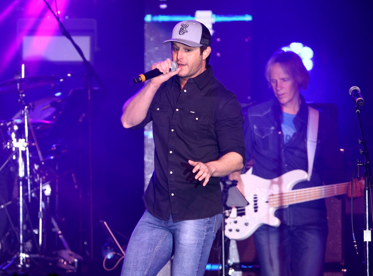 Easton Corbin Teams Up With Air Force Entertainment To Honor Support And Celebrate Military