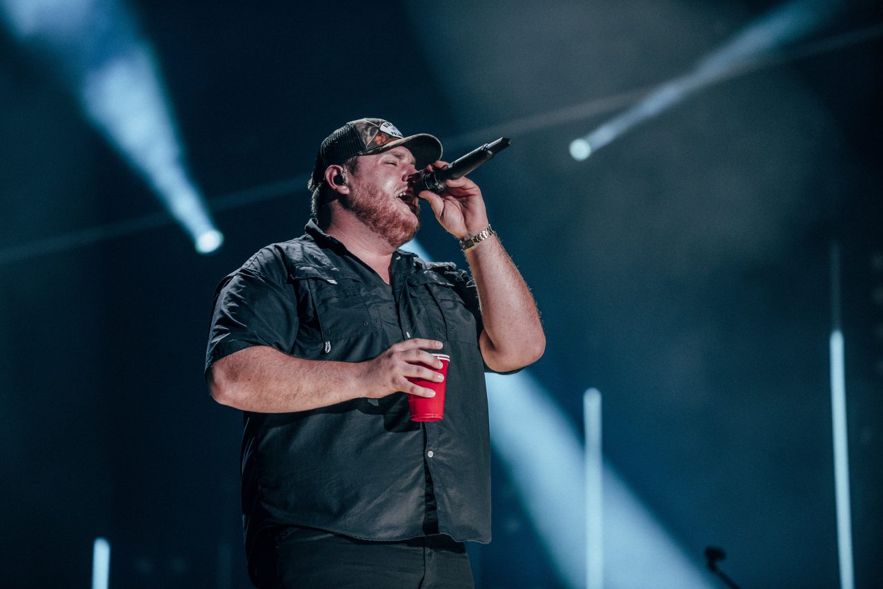 Luke Combs Plots 2020 What You See Is What You Get Tour